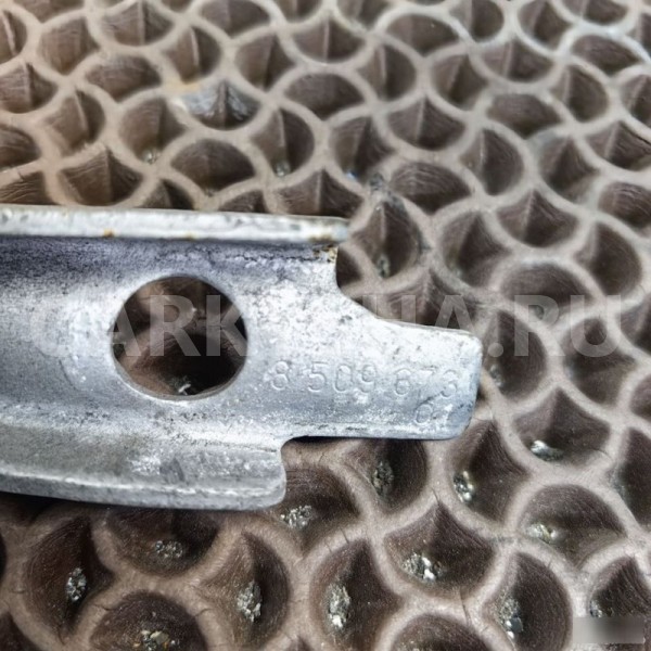 Кронштейн глушителя BMW X3 