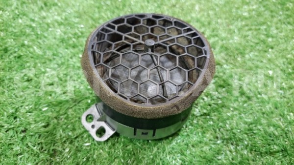 Дефлектор воздушный в торпедо правый Mitsubishi Mitsubishi Outlander 