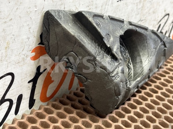 Уплотнитель зеркала BMW 5er 