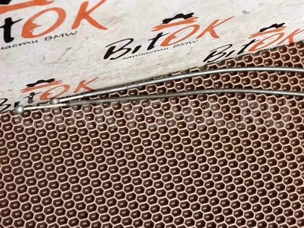 Троса ручного тормоза BMW X1 