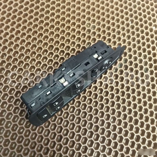 Блок управления зеркалами BMW X1 