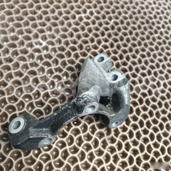 Кронштейн насоса ГУР BMW X1 