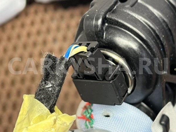 Головная подушка безопасности BMW X1 