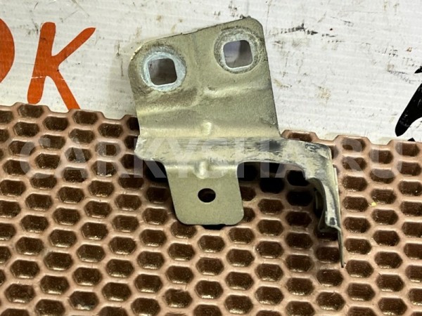 Кронштейн крыла BMW 7er 