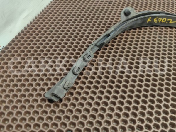 Уплотнитель крыла BMW X5 