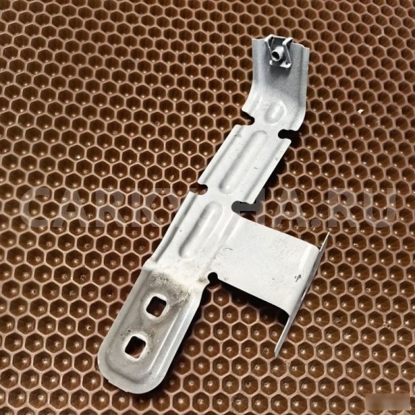 Кронштейн крыла BMW X3 