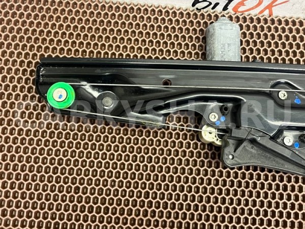 Стеклоподъемник BMW X3 