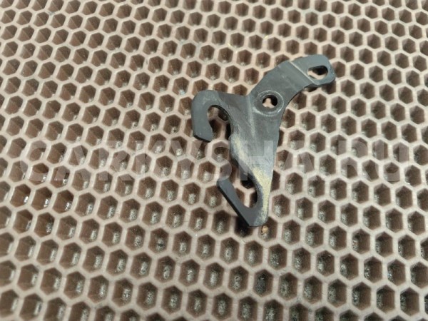 Кронштейн троса КПП BMW X1 