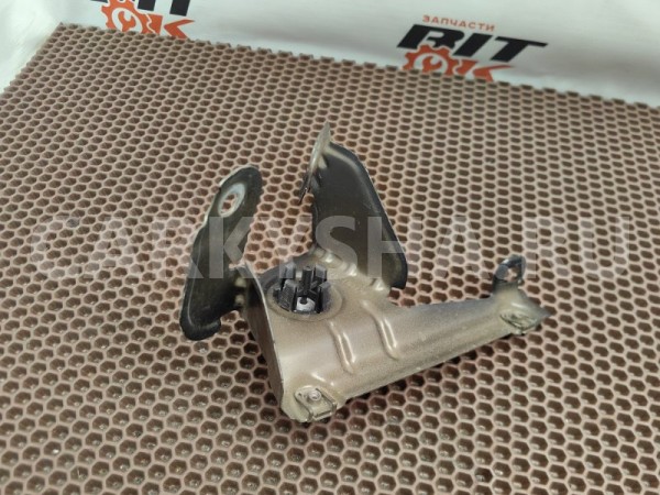 Кронштейн крыла BMW X3 