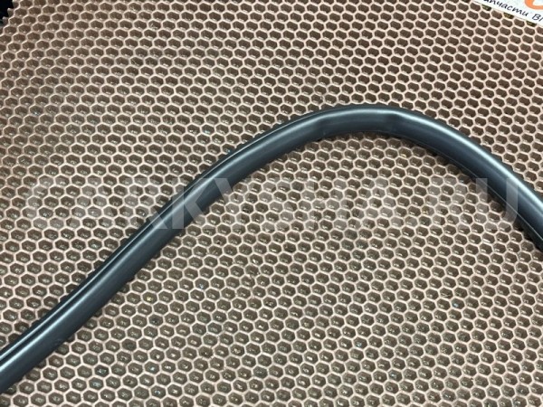 Уплотнитель дверного проема BMW X1 