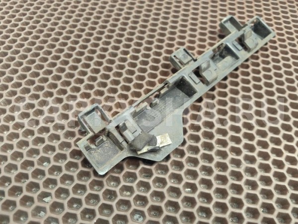 Кронштейн порога BMW 3er 