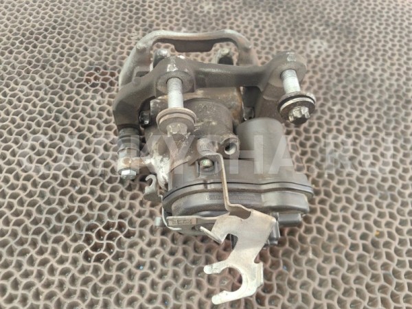 Суппорт тормозной BMW X3 