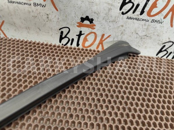Молдинг лобового стекла BMW 3er 