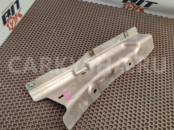 Кронштейн защиты BMW 5er оригинальный номер 51 48 7 185 203, 51 48 7 185 203, 51487185203, 7185203