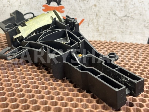 Опора наружной ручки двери BMW X5 