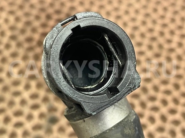 Шланг трубка системы охлаждения BMW 5er 