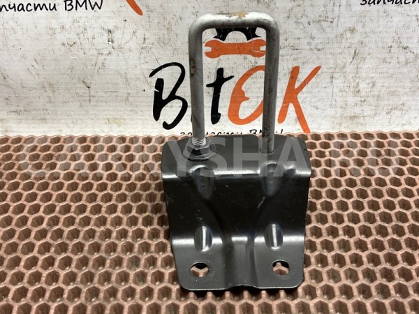 Петля замка капота BMW X1 