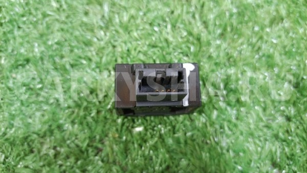 Кнопка VDC OFF Infiniti QX56 2004 Infiniti QX56 