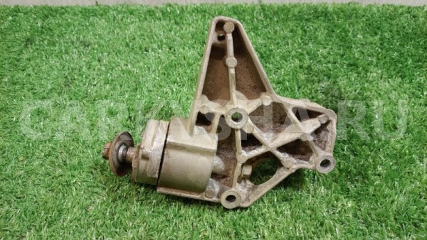 Натяжитель приводного ремня Volkswagen Polo 2013 Volkswagen Polo 