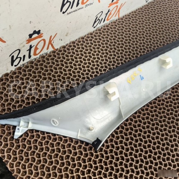 Обшивка стойки BMW X3 