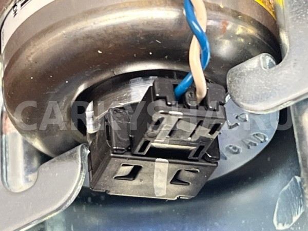 Подушка безопасности в торпедо BMW X3 