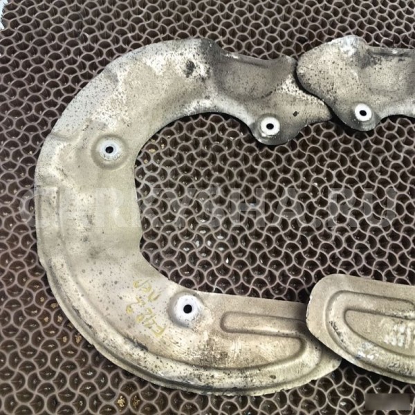 Щитки тормозные BMW X1 