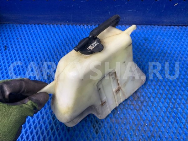 Бачок расширительный  Toyota Land Cruiser 80 Toyota Land Cruiser оригинальный номер 16470-61060