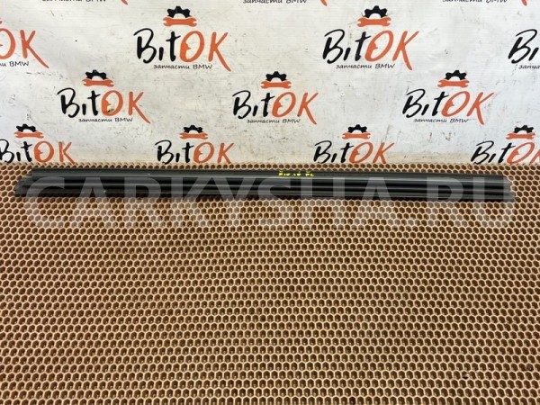 Уплотнитель стекла двери BMW 5er 