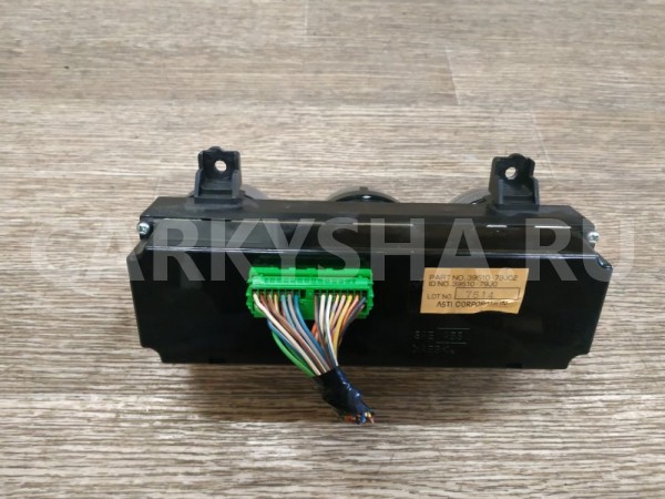 Блок управления отопителем Suzuki SX4 оригинальный номер 3951079J02
