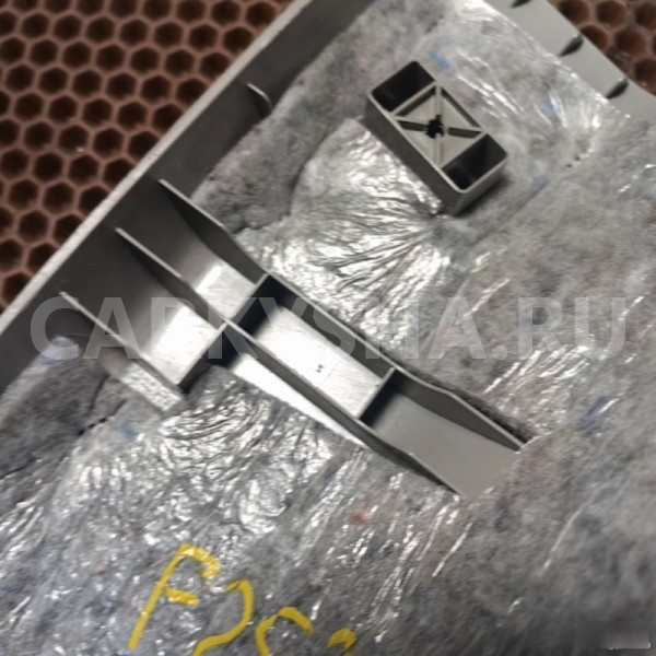 Накладка стойки BMW X3 