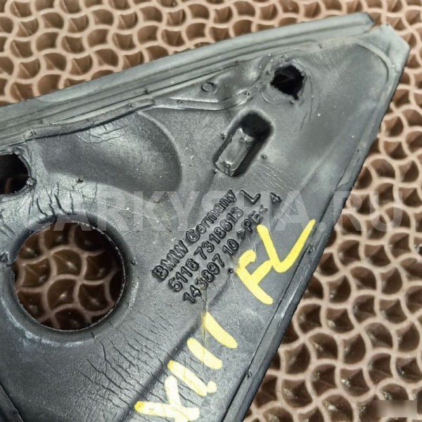 Уплотнитель зеркала BMW X1 