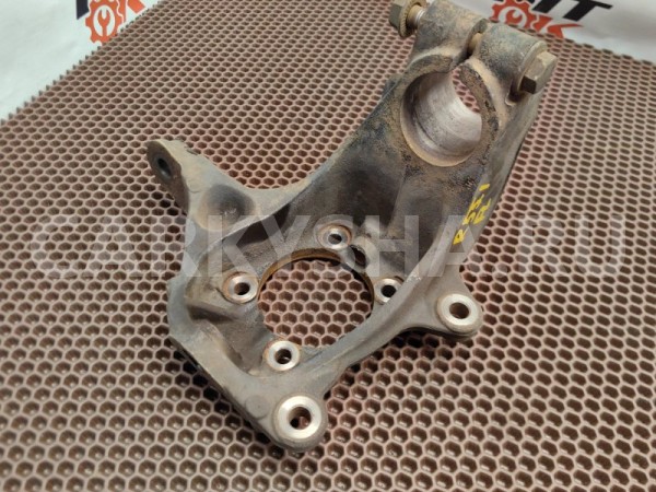 Кулак поворотный Mini Clubman 