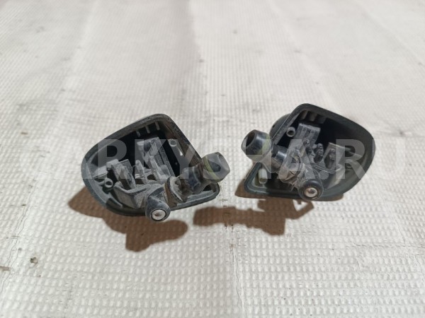Форсунка омывателя фары BMW X5 оригинальный номер 61678252743