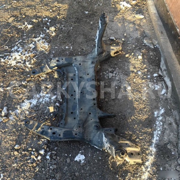 Подрамник BMW X1 