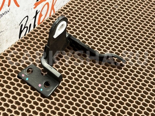 Опорный кронштейн дивана BMW X3 