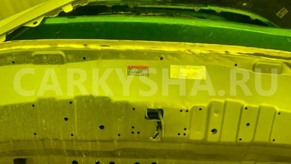 Капот Toyota RAV 4 