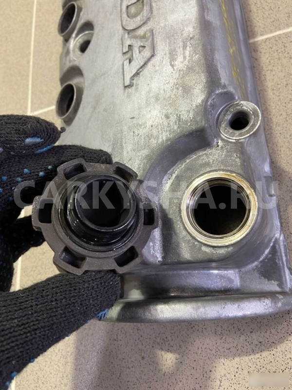 Клапанная крышка Honda Civic 1992 г Honda Civic 