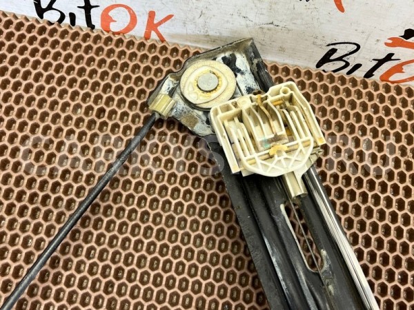 Стеклоподъемник BMW X6 