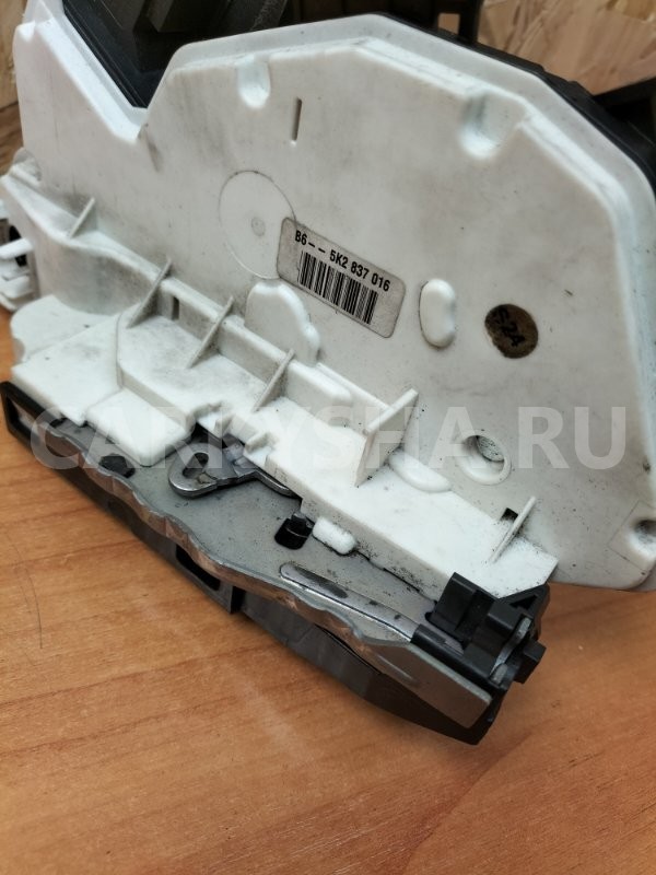 Замок двери передний правый Volkswagen Polo MK5 Volkswagen Polo оригинальный номер 5K2837016