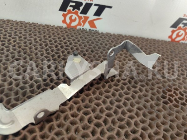 Кронштейн проводки BMW X1 