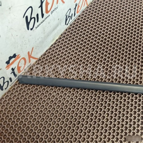 Молдинг двери BMW X1 