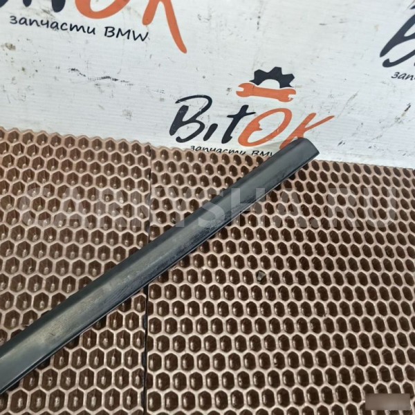 Молдинг двери BMW X1 