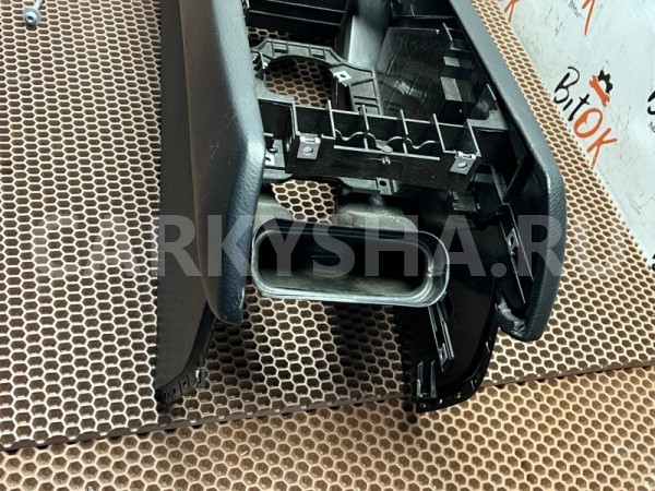 Центральная консоль BMW X3 