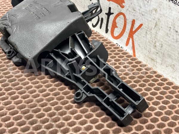 Кронштейн ручки двери BMW X3 