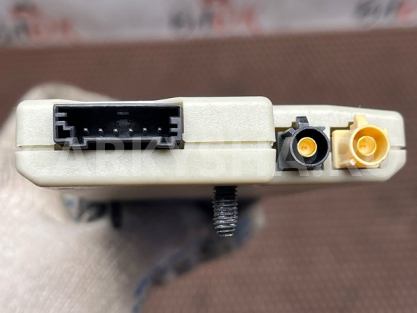 Усилитель разнесенной антенны BMW 7er 