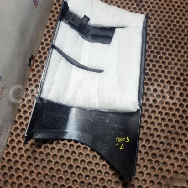 Накладка стойки BMW X3 