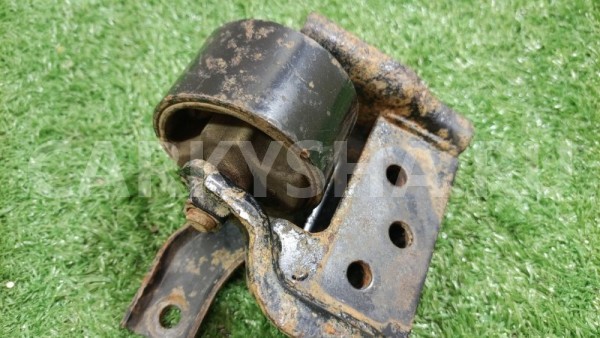 Подушка (опора) двигателя правая Lifan Smily 2011 Lifan Smily 