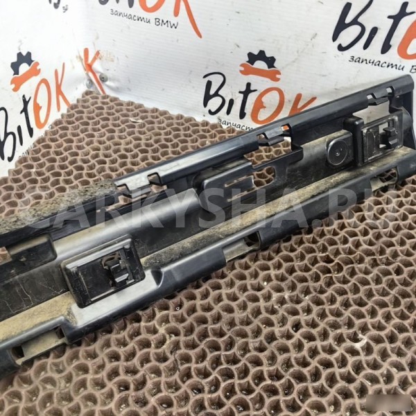 Кронштейн порога BMW X1 