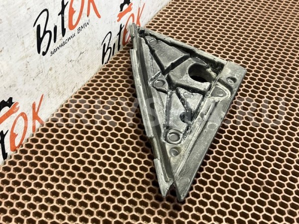 Уплотнитель зеркала BMW X6 