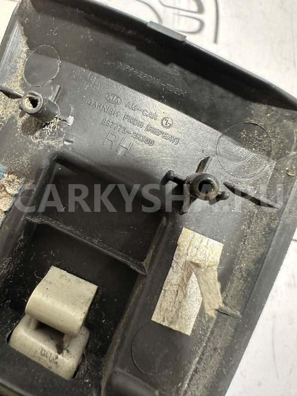 Повторитель поворотника правый Kia SOUL AM G4FC Kia Soul 